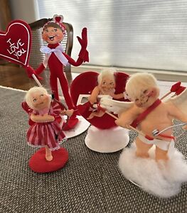 Annalee Dolls Lot of 4 Valentine - Angels, Elf w/Roses, Elf w/Sign