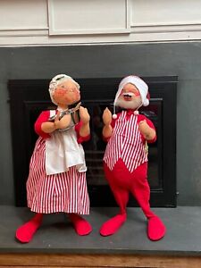 Annalee Santa and mrs clause doll set stand alone great condition vintage large