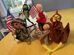 Annalee Thorndike Dolls Set Of Four Desert Storm Aviator Frog Bedtime Chicken