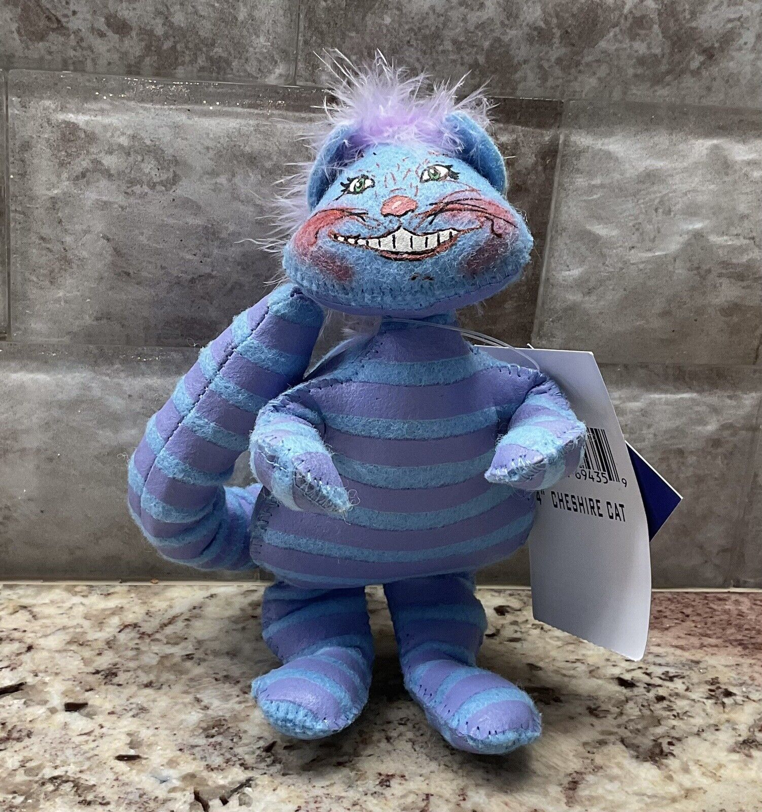 ANNALEE 4” CHESHIRE CAT From Alice In Wonderland Very Rare NWT Movable Arms Legs