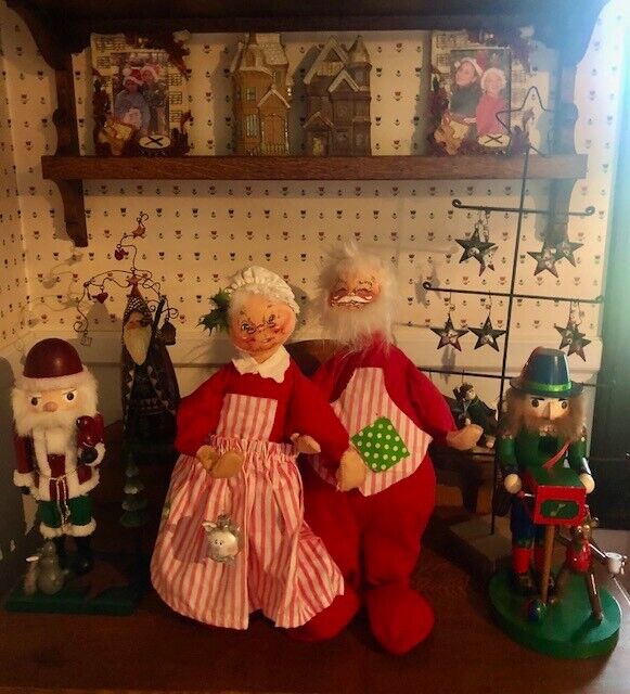 RARE VTG. 1960’S ANNALEE MOBILITEE FELT/WIRE FRAME MR AND MRS SANTA CLAUS