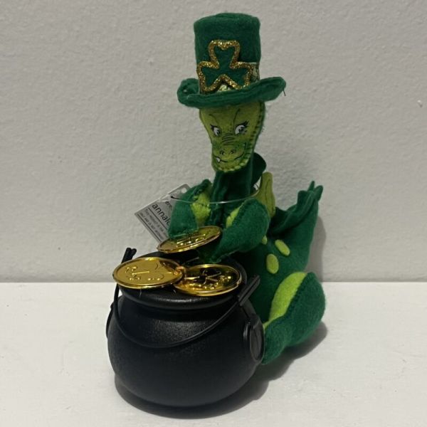 Annalee 5in Lucky Dragon Green With A Pot Of Gold Coins 2018