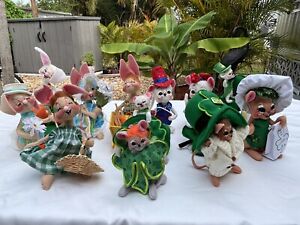 Lot Of 13  Annalee Dolls