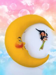 RARE ANNALEE 1995 MOBILE WITCH Flying Over Large Yellow Cheerful CRESCENT MOON