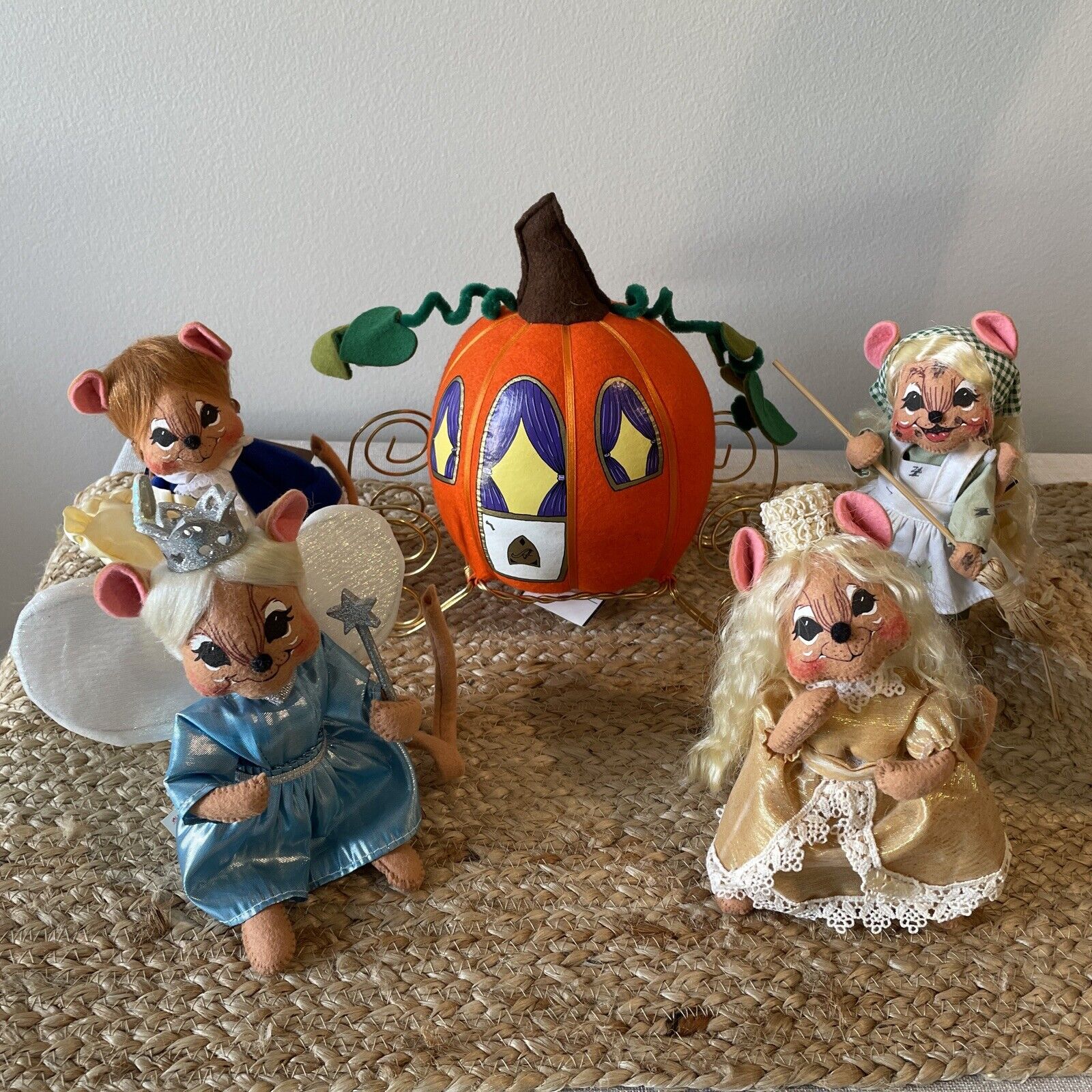 Annalee Complete Set 4 Gorgeous 2002 Cinderella 7” Mice Dolls + Coach (new tags)