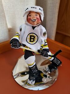 EUC 10" Hockey Player Annalee Doll, 1994, Boston Bruins Jersey #62, Signed