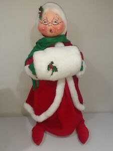 Vtg Large Annalee Mobilitee Doll Christmas Mrs. Claus With Muffs Stands 29"-30"