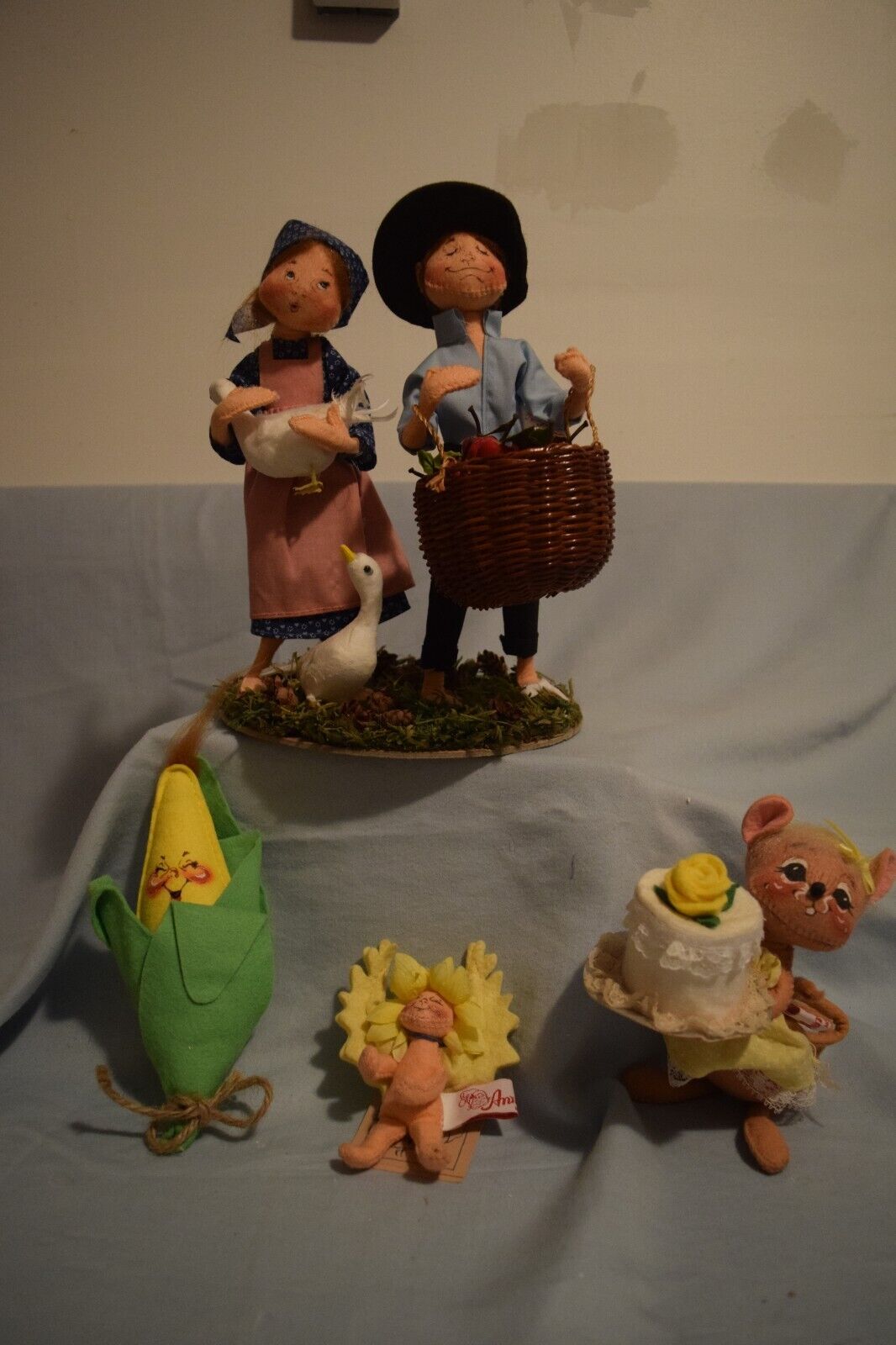 SUPER LOT - (4) RARE ANNALEE DOLLS