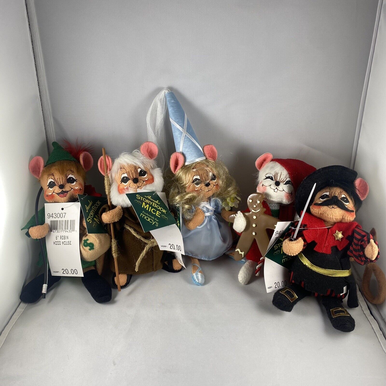 ANNALEE 7" Robin Hood Maid Marion Friar Tuck Mice Milk Cookies Nottingham USA 90