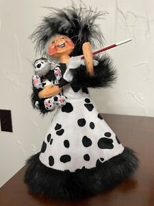 Annalee Dolls- 9in Cruella - Annalee Exclusive