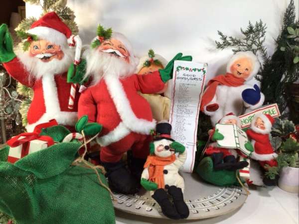 Annalee Doll Christmas Collection~Lot Of 7~Asst Sizes & Years~Plus Train Pcs