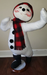 RARE Vintage Annalee Mobillitee Doll 30” Snow Boy on Stand WITH TAG  753601