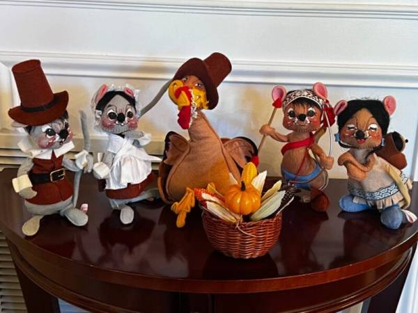 Annalee Doll Thanksgiving Set Pilgrim Mice Indian Turkey Harvest Basket 6 Pc Lot