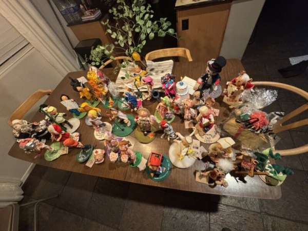 Vintage Annalee Doll Lot 40+