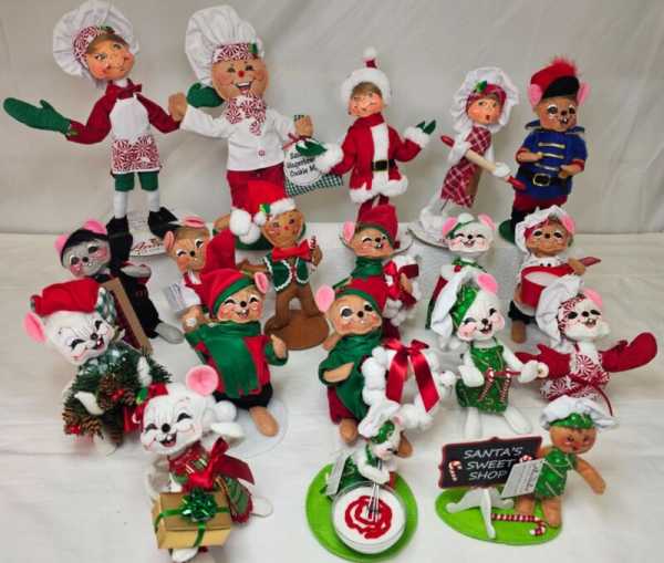Annalee 19 mixed lot Christmas Xmas Holiday theme Dolls 3"-12” open box w tag