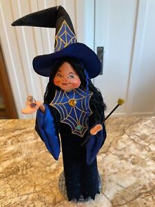 2007 Annalee WITCH Casting a Spell Bottle Potion Blue Dress Webs Hat Boots 17”