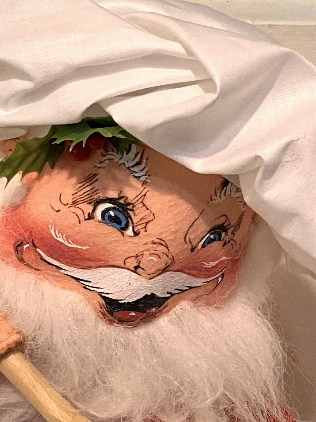 Annalee 18 Inch Chef Santa Holding Bowl 1989 563289 Hat Bowl Spoon Base Tag