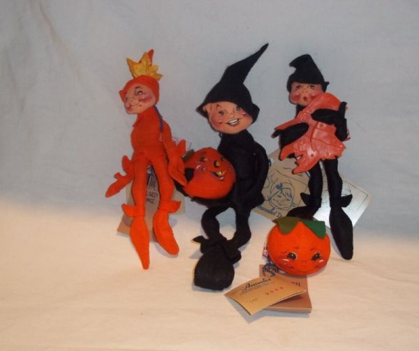 Annalee vintage elves and pumpkin with hang tags