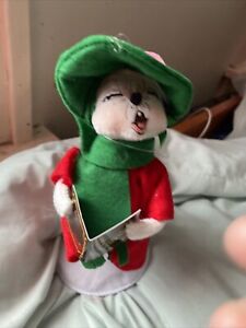 Annalee Christmas Evergreen Caroler Girl Mouse 6" New 2021 611221 "O"Mouth