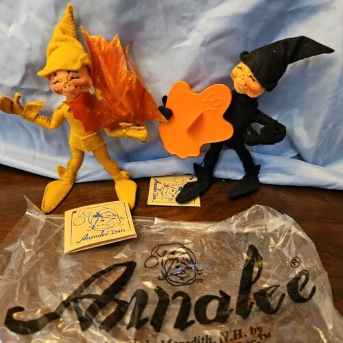 Annalee 5" Black Halloween Cookie Cutter Elf 300094 Gold Fall Elf w Leaf 329994