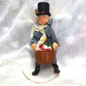Vintage Annalee Dickens Collector Series “Scrooge” 1988 Basket Goose (Di)