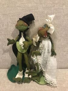 Annalee Dolls 10” Vintage 80’s Bride & Groom Frog Please Read-Sold As Is