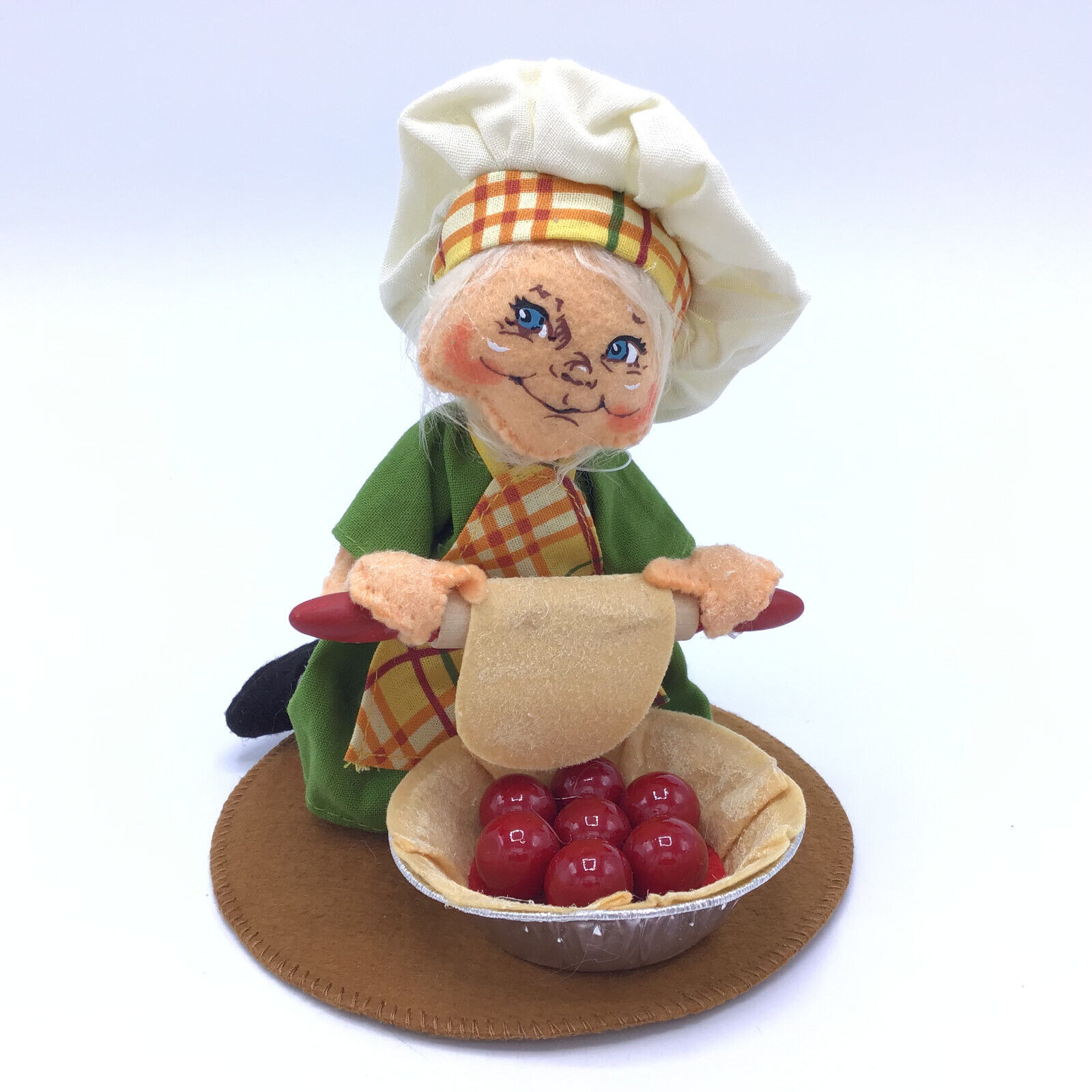 Annalee 2018 Pie Making Kid 6" Doll Thanksgiving Holiday Cherry Pie Chef - NWT