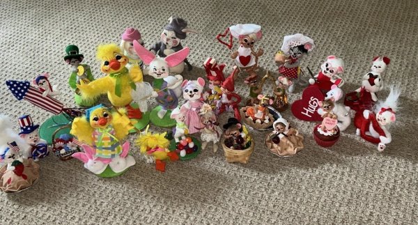 New ListingLot Of 27 Annalee Christmas Easter Valentines Thanksgiving St Patrick's 4th July