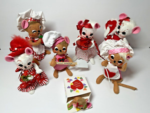 Lot 7 Annalee Valentines Day Dolls Mice Mouse Baking Candy Hearts Kitchen