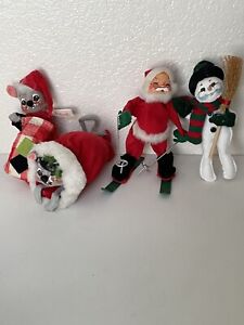 Vintage Annalee Lot of 4 . Gray Mouse In Santa Hat, Santa On Skies ,Snowman