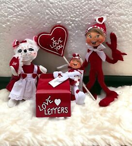 Valentines Lot Of Annalee Dolls
