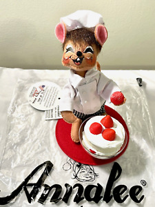 Annalee Strawberry Shortcake Chef Mouse Retired Limited Edition 2022