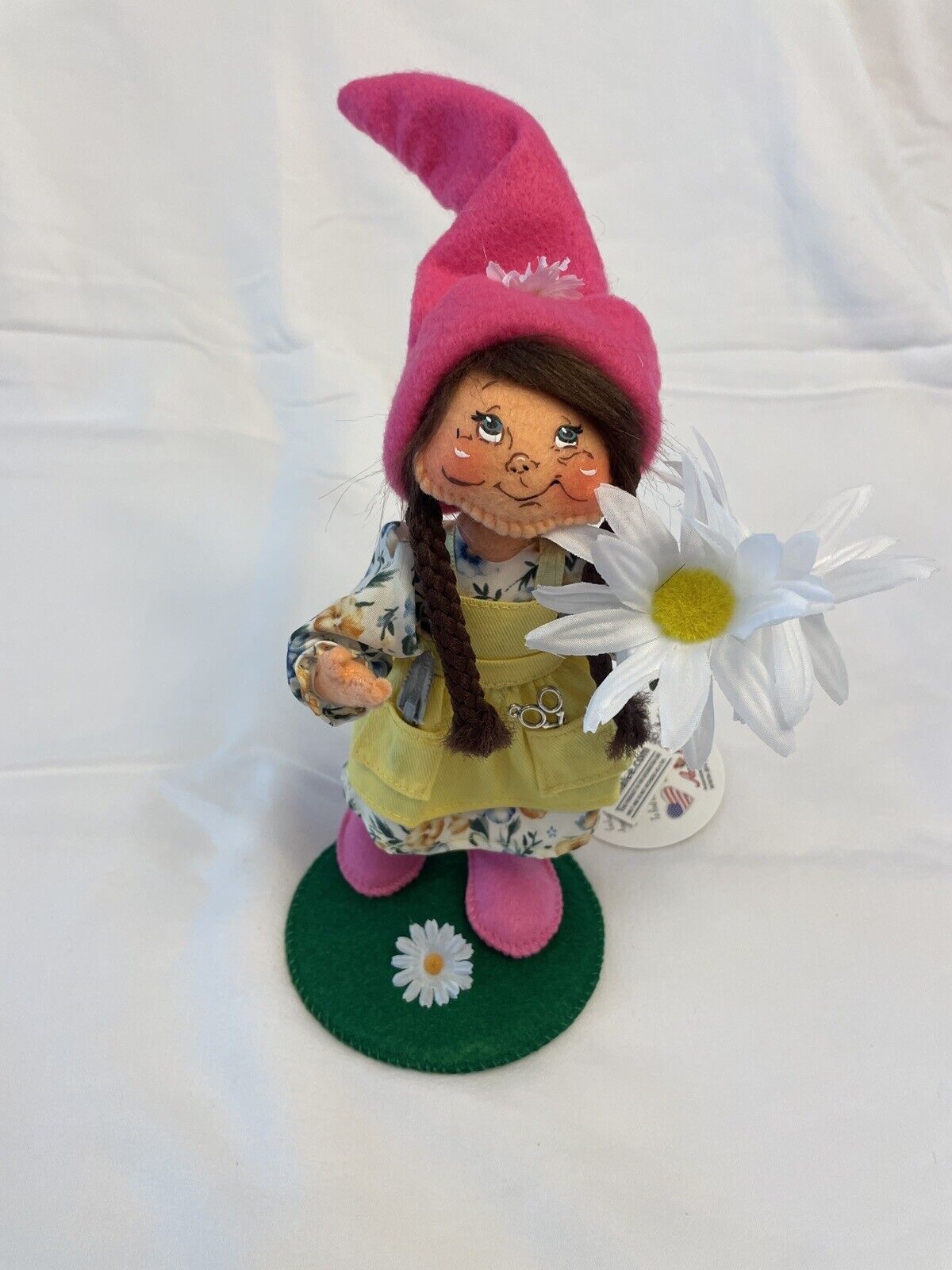 Annalee Dolls 7in Happy Daisy Girl Gnome Assembled In America Exclusive #850423