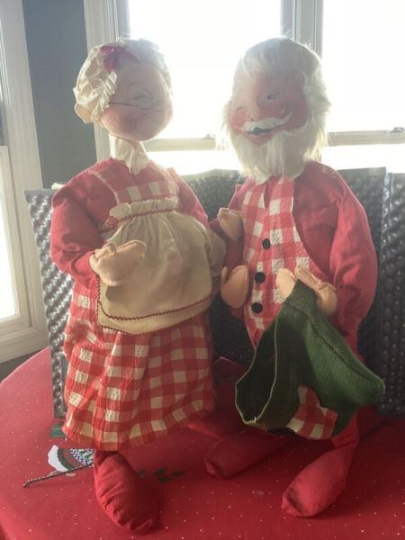 Vintage  “Annalee” Mobilitee  Doll Set  of  2, Santa & Mrs Clause  Circa 1971