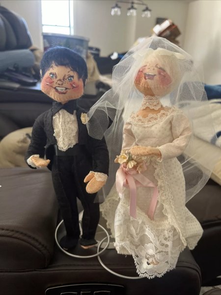 10" Bride & Groom 1983 Annalee Dolls Wedding Vintage
