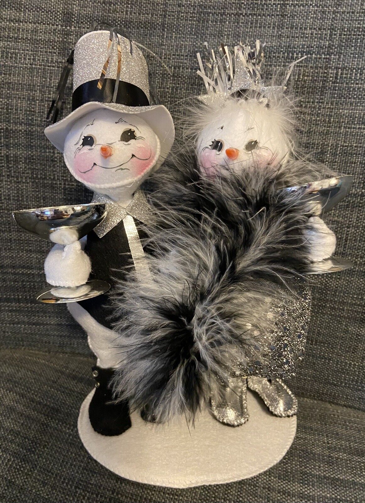 Annalee 10" New Year's Snow Couple Limited Edition of 250 Exclusive MINT RARE