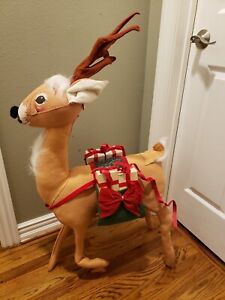 Annalee Christmas Reindeer  Holly Berry Huge 40”+ Vintage Large Amazing!