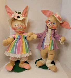 Vintage 1967 1976 Annalee Mobilitee Dolls Large 19”Easter Rabbits~Man & Lady