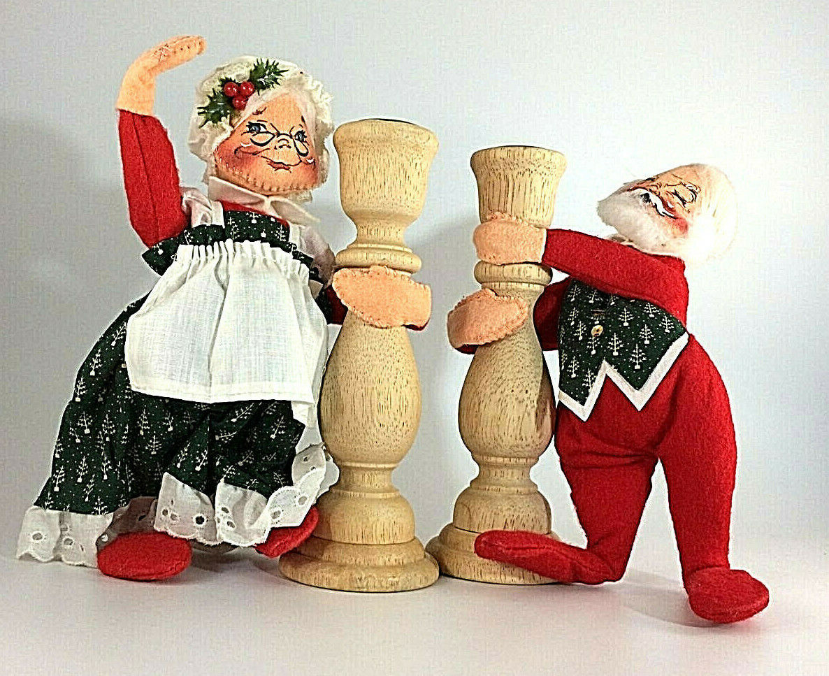 Annalee 7” Santa & Mrs. Claus w/ Wooden Candle Holders Dolls 1992 ~ #5042/5040