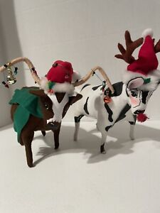 Annalee Christmas Longhorn Bull And Cow 4" Doll w/ Red nose & Santa Hat Rare