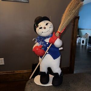 Vintage Annalee Christmas Snowman 21” Broom Tag Dated 2002 Large Xmas Cute Rare