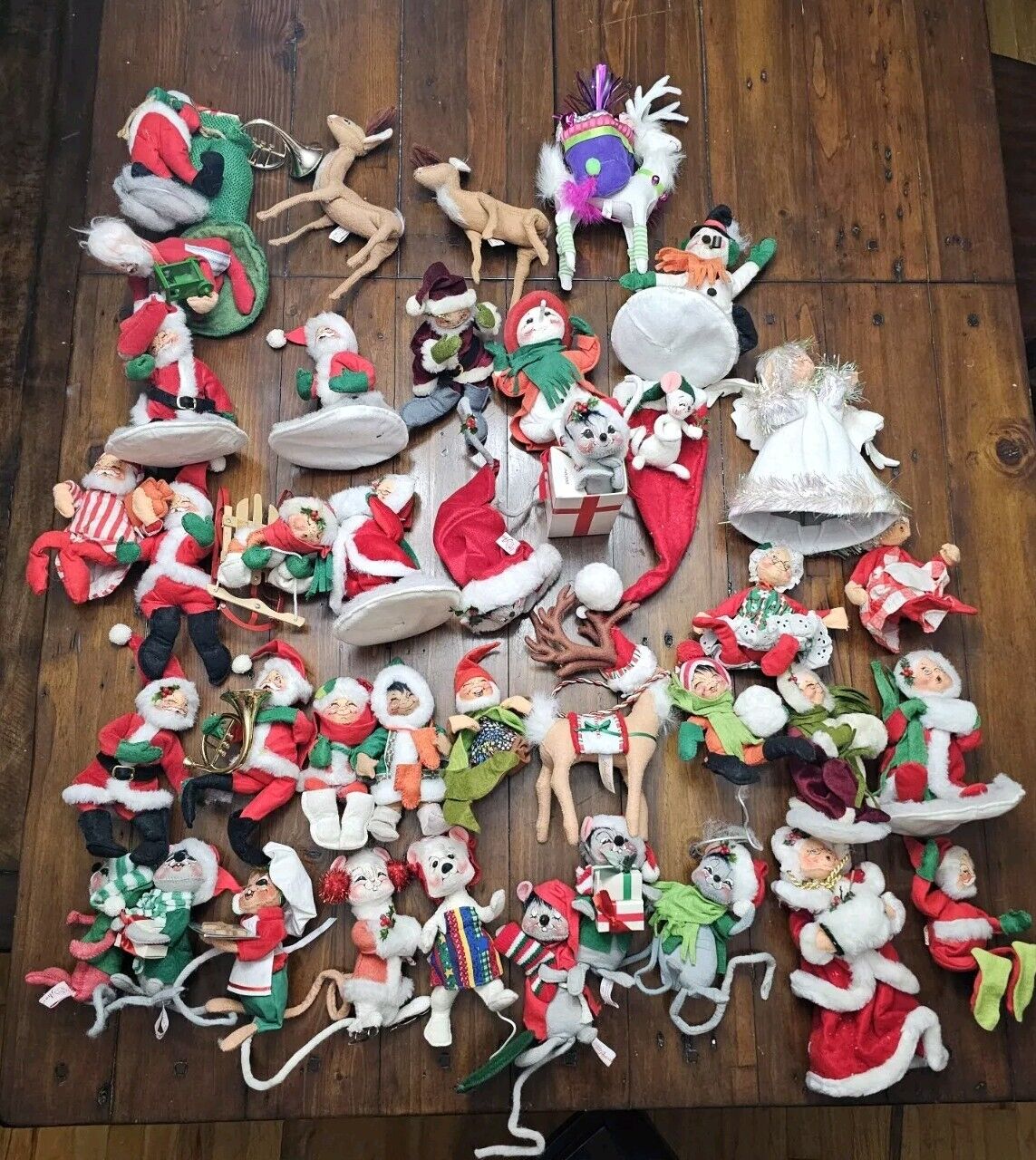 39 Annalee dolls christmas vintage lot