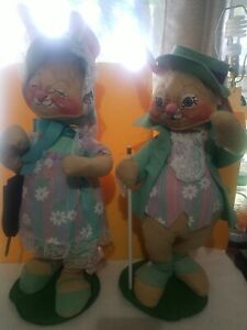Annalee Mobilitee Bunny Rabbits Easter Parade. 1987