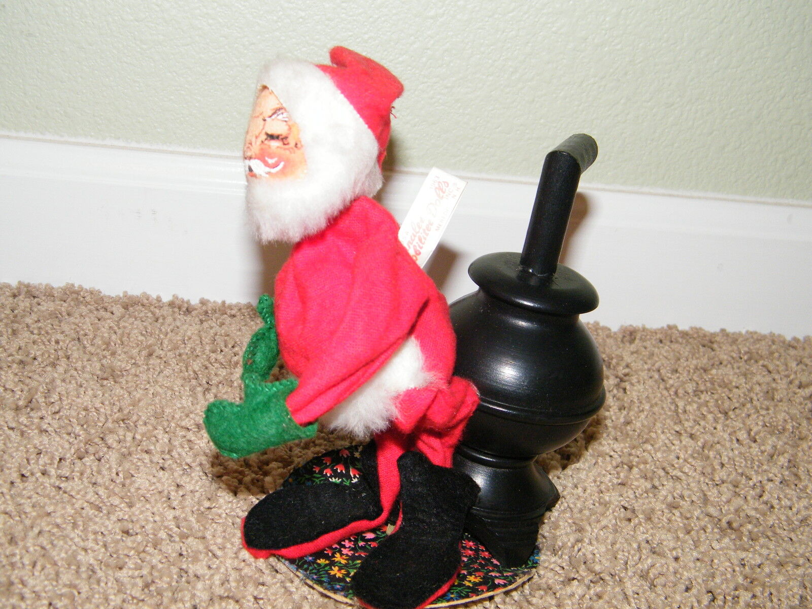 1963 ~ Annalee Mobilitee ~ 7" Santa Warming his Bottom on Pot Belly Stove