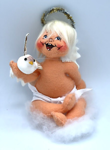 Annalee 7" Wings of Hope Baby Angel Holding Dove  711402 2002