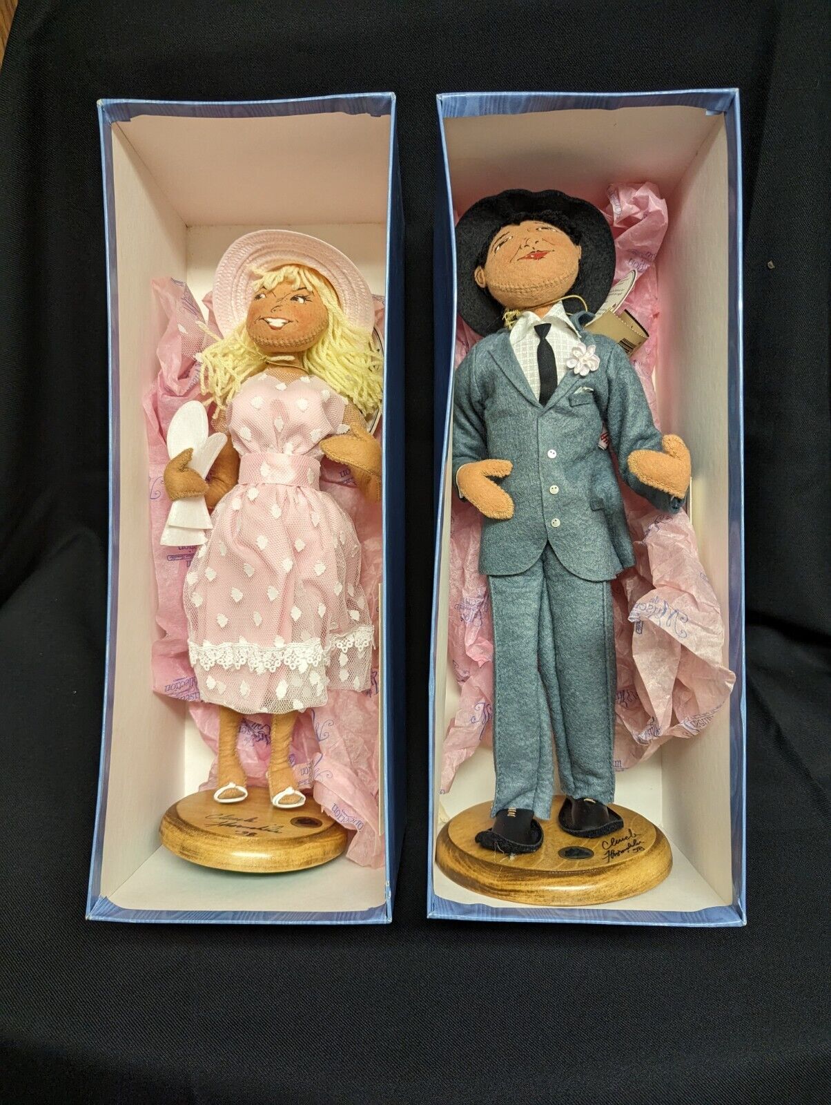 Annalee Dolls Rogers Store Couple Museum Collection Man Woman SOFT SCULPTURE