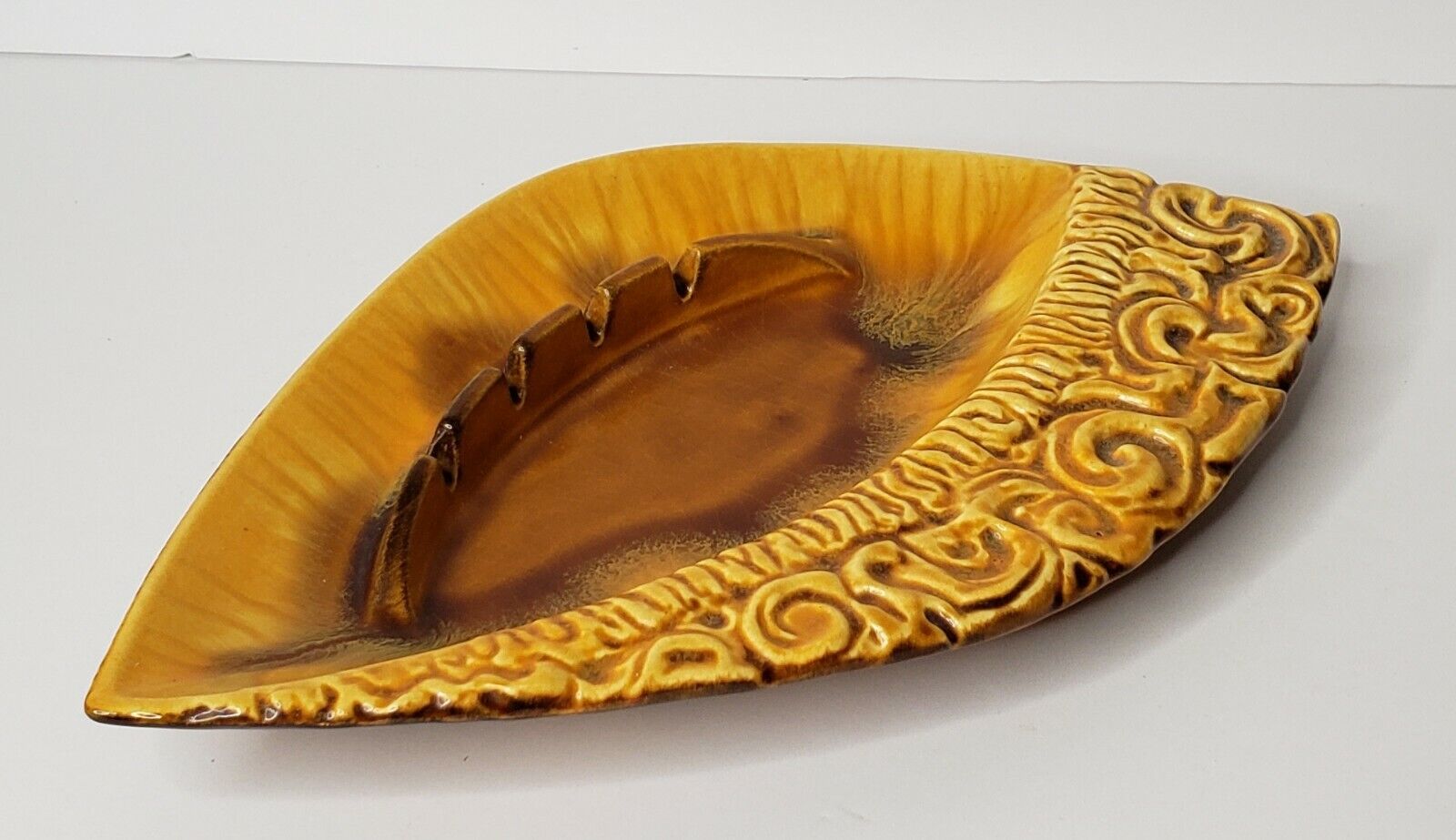 Vintage Mid Century Atomic Haeger Yellow Gold/Brown Drip Glaze1088 USA Ashtray