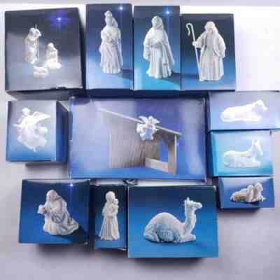 Avon Nativity Collectibles Vintage 1985 Set