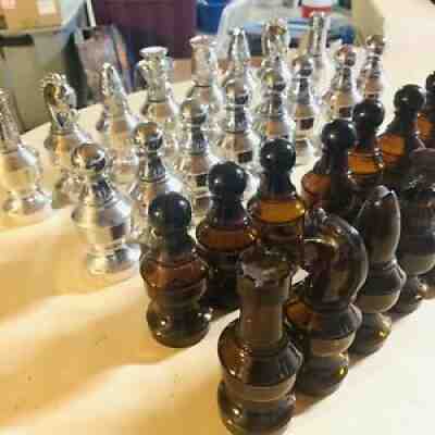 Complete 32 piecs Avon Chess Set - full vintage