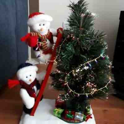 NEW 2004 AVON FIBER OPTIC ANIMATED TRIM A TREE - ANIMATED SNOWMEN ON LADDER